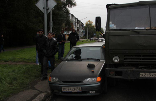 КамАЗ всегда едет по главной?