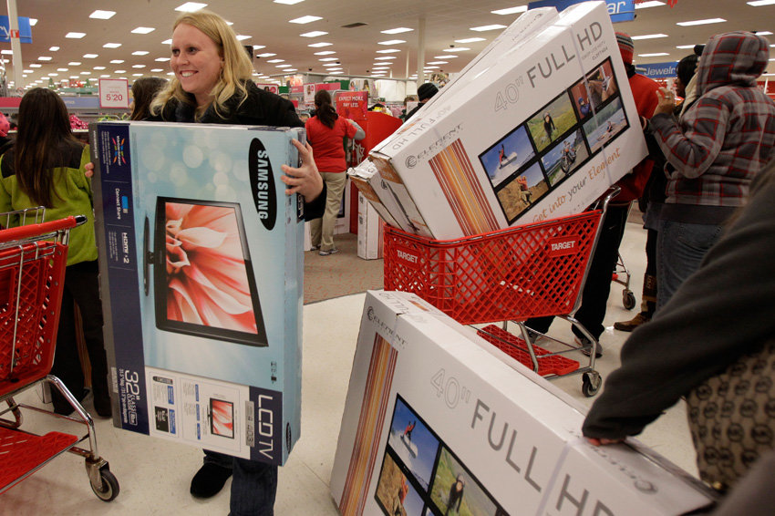 Россияне снова начали активно брать взаймы на бытовую технику, автомобили и квартиры