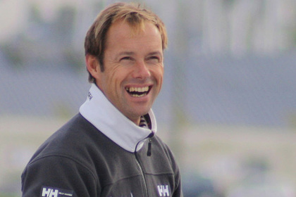 Француз побил рекорд по кругосветной одиночке под парусом