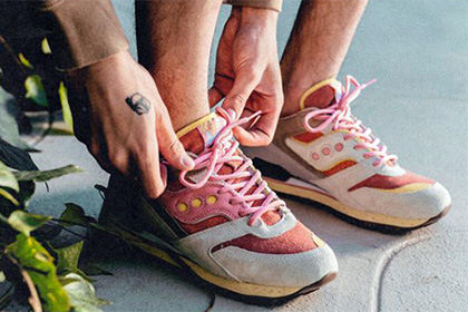 Американцы пошили кроссовки для любителей яичницы с беконом