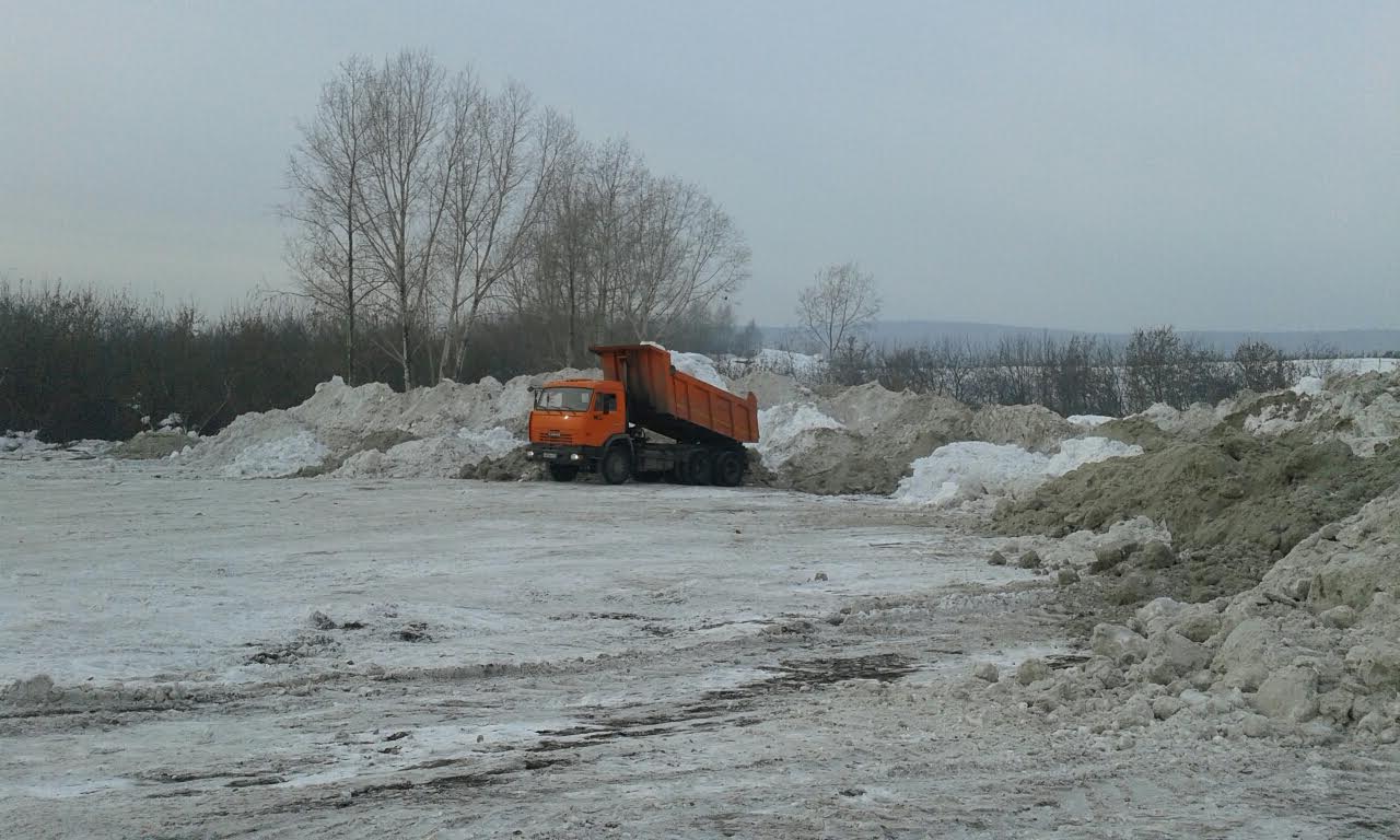 В Новокузнецке дороги начали опасно сужаться — горожане — Новости  Новокузнецка сегодня, новости дня, последние новости