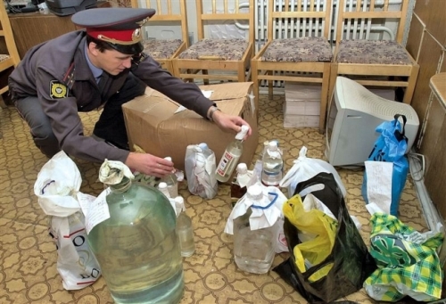 Новокузнечанка утоляла жажду страждущих… ацетоном