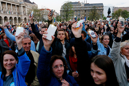 В Евросоюзе отменили плату за роуминг