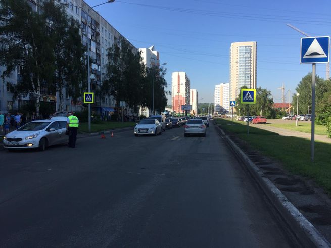 Несовершеннолетний велосипедист вылетел под колеса иномарки в Новокузнецке