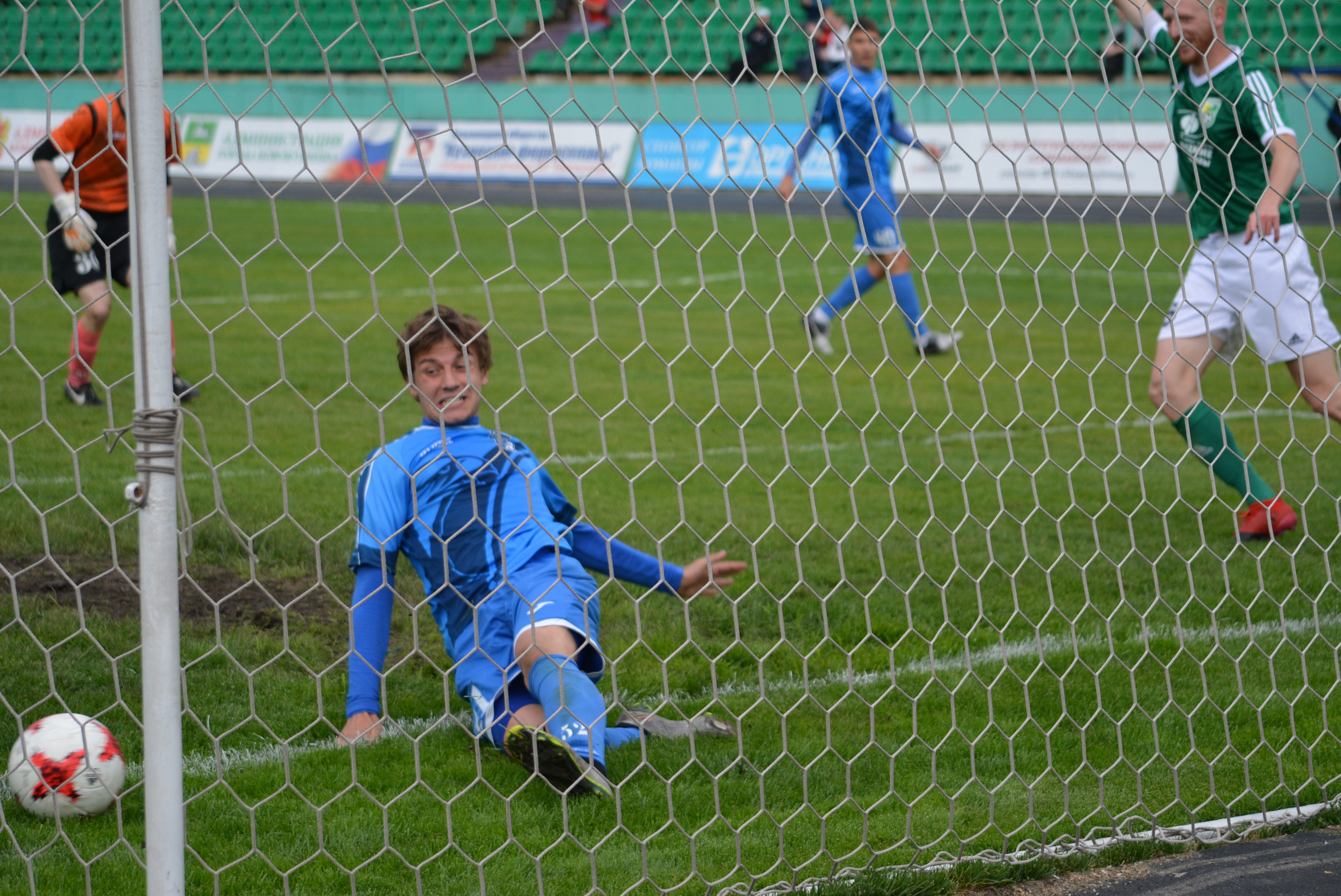 ФК "Новокузнецк" пугает соперников по первенству Кузбасса