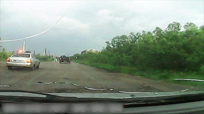 Сотрудники ГИБДД прострелили колеса Chevrolet, чтобы остановить пьяного кузбассовца