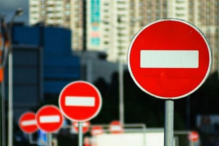 На Заводском шоссе в Новокузнецке закрыли движение