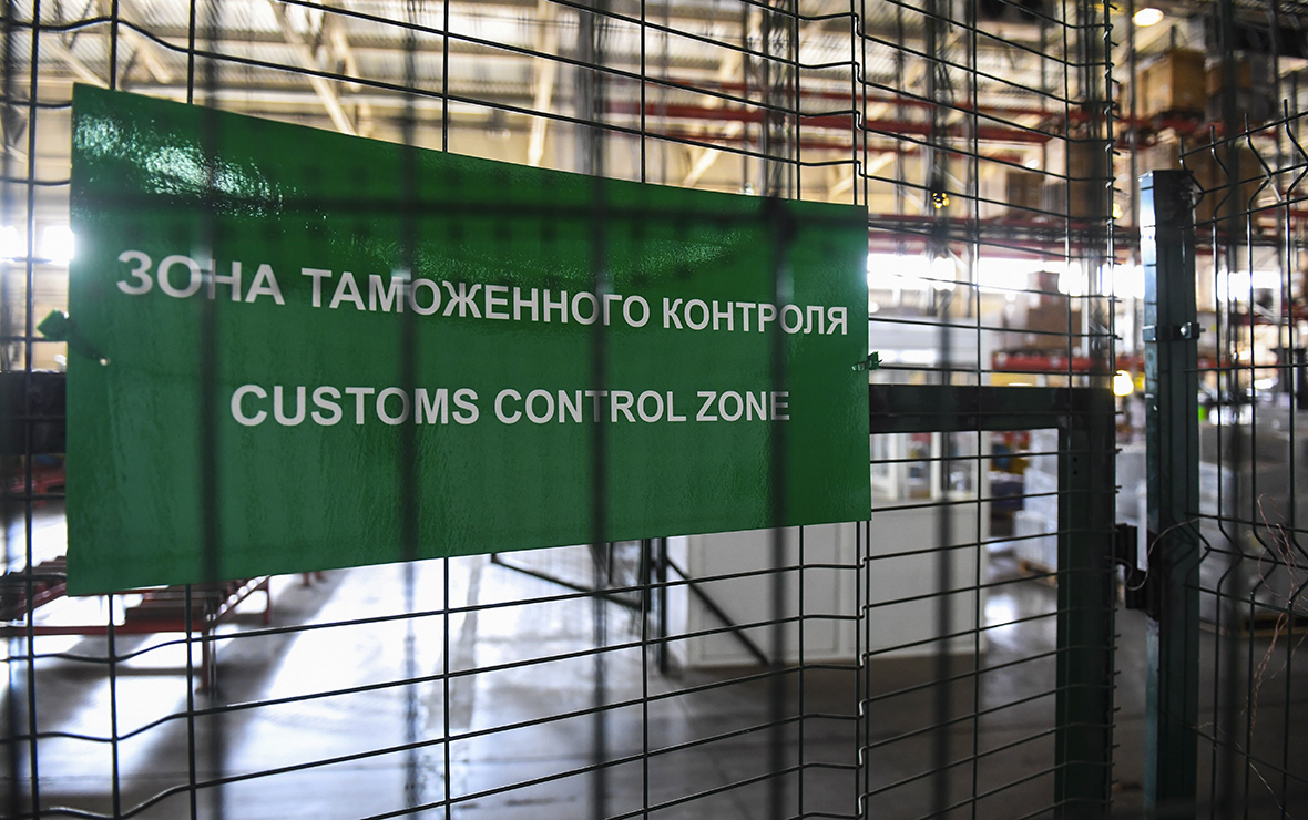 Предельный размер таможенных сборов предложили повысить вдвое