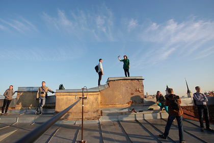 Туристам в Петербурге разрешат гулять по крышам