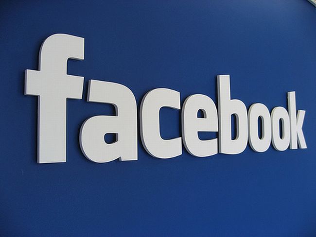 РОСКОМНАЗДОР ПРИГРОЗИЛ ЗАБЛОКИРОВАТЬ FACEBOOK В 2018 ГОДУ