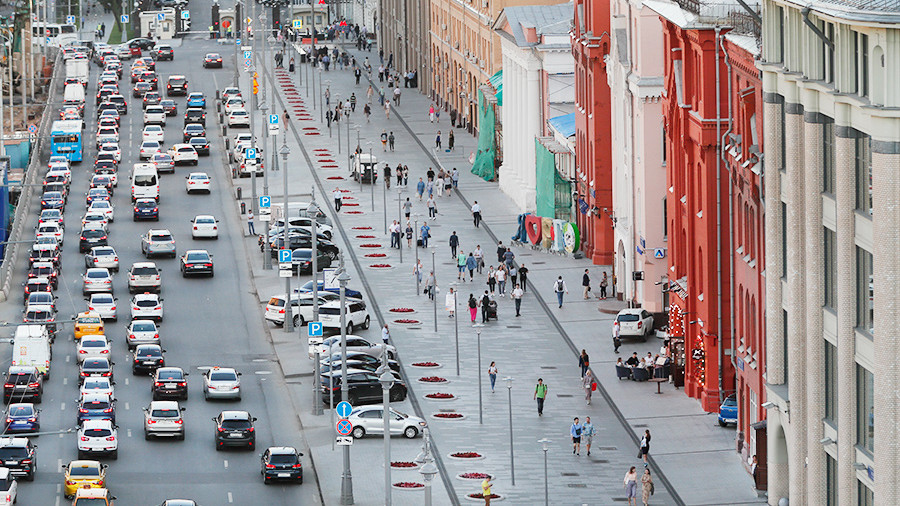 Автомобилистов в России стало вчетверо больше