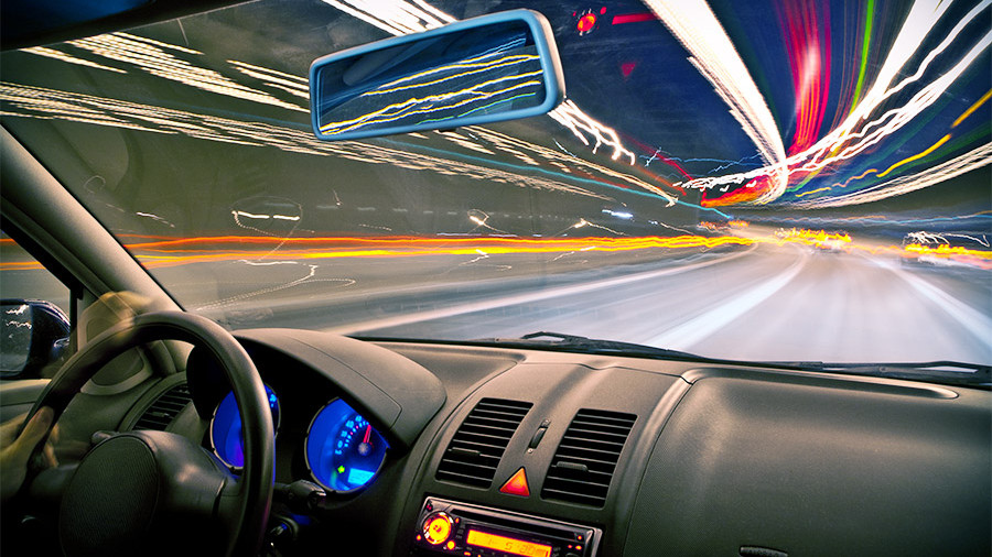 Рабочая группа Госдумы предлагает ввести миллионные штрафы и лишать свободы за уличные гонки