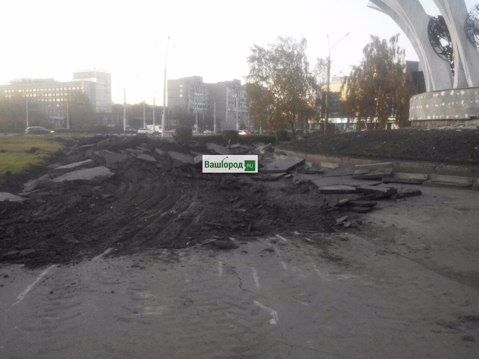 В Новокузнецке начали ремонтировать легендарный памятник