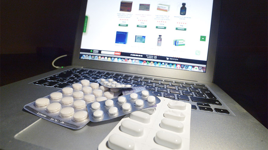 Правительство вносит в Госдуму законопроект о продаже лекарств в сети