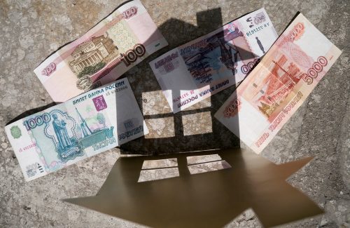 До трети УК могут уйти с рынка из-за закона о прямых платежах за ЖКУ — замглавы Минстроя