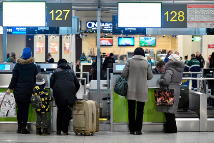 Россияне массово поехали за границу