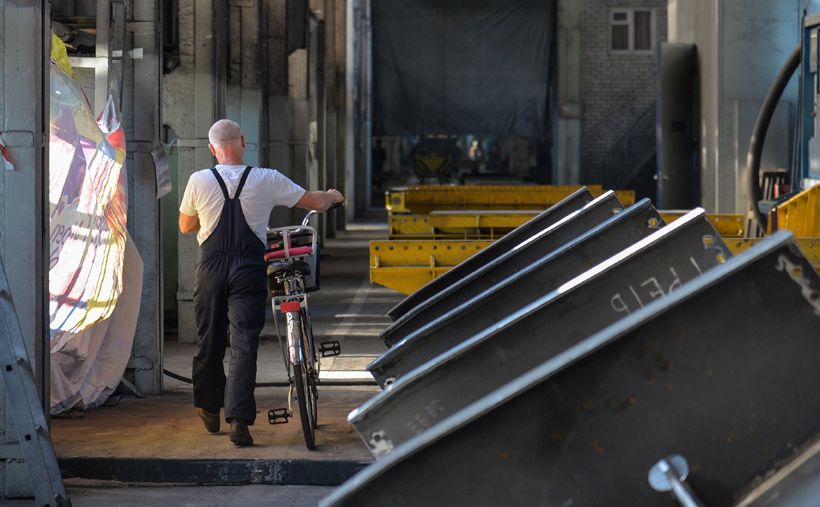 Два года торможения: что ждет производительность труда в России