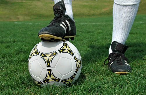 Футбол. Международный турнир. "Большие звезды светят малым"