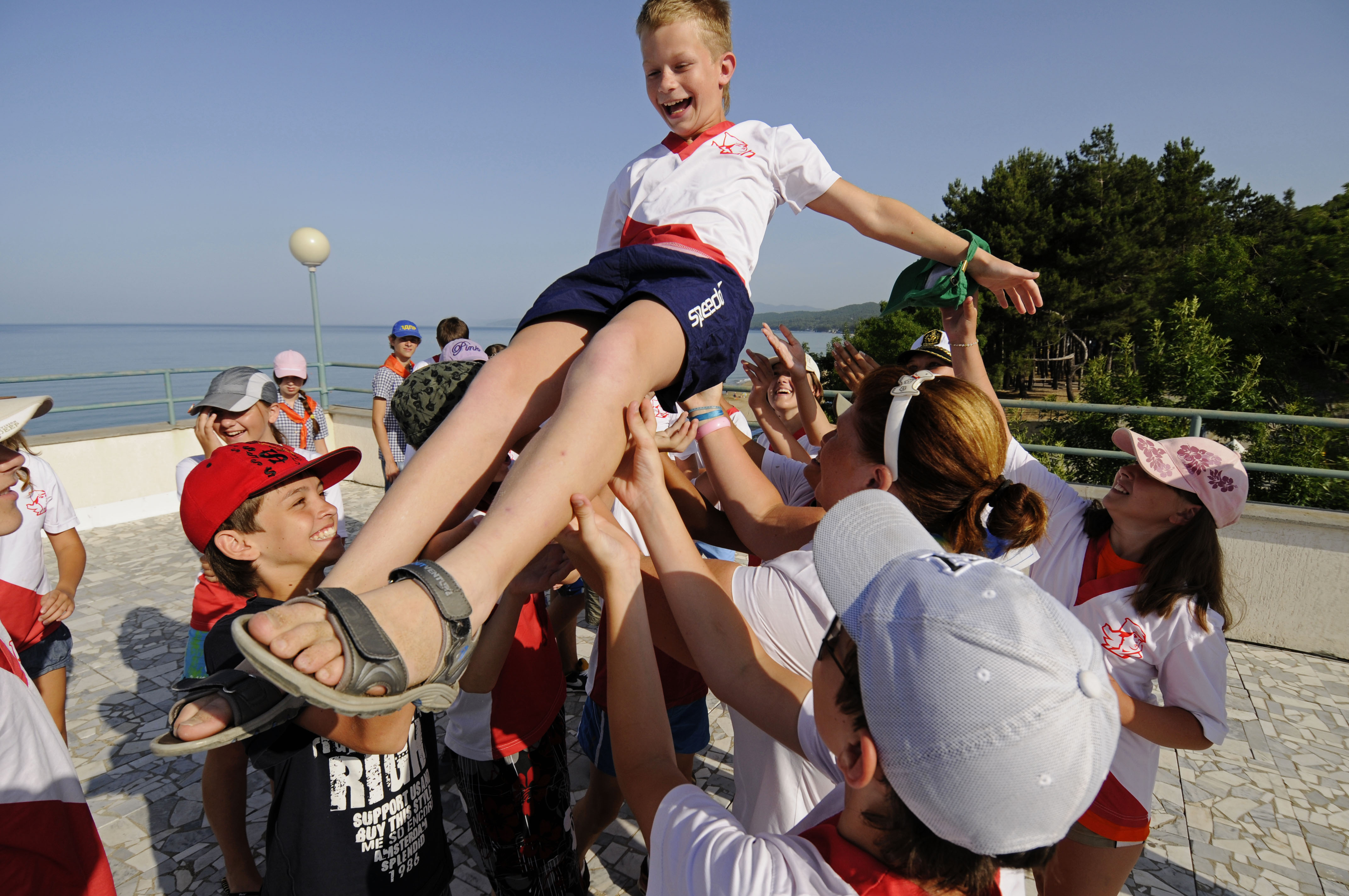 Исследование показало, какой будет средняя стоимость детского отдыха летом