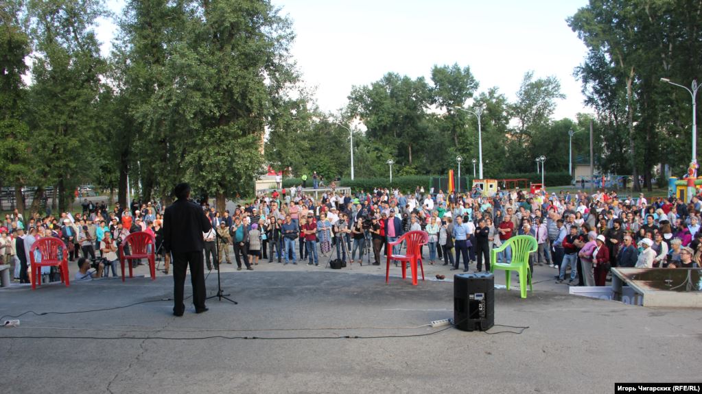 В Хакасии более 300 жителей вышли на митинг против угольных разрезов