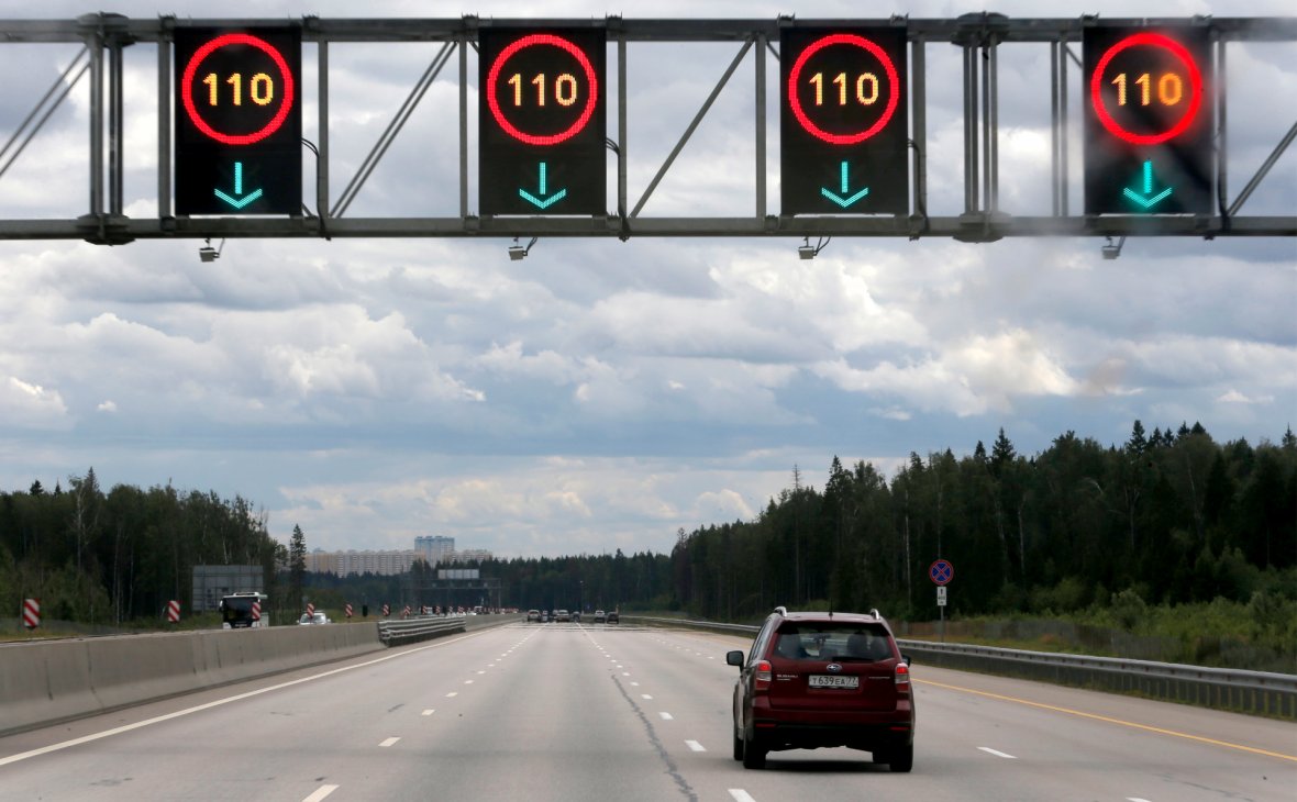 Росавтодор назвал срок увеличения лимита скорости на автомагистралях