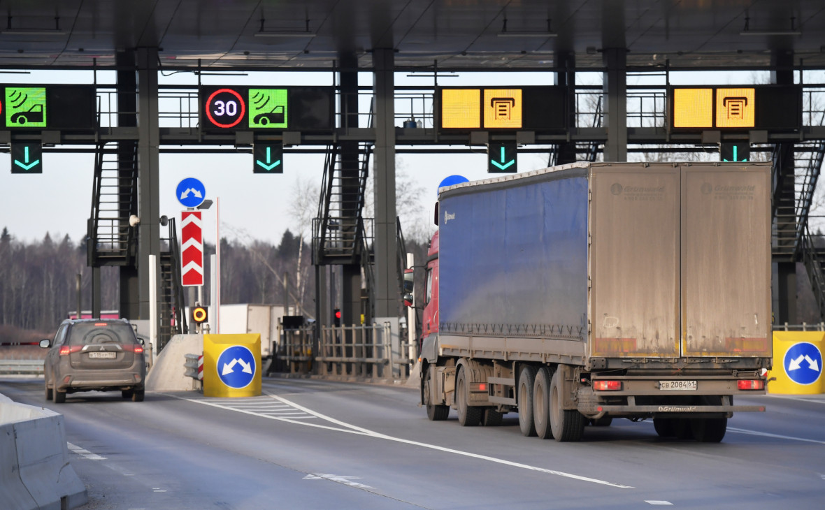 Правительство ограничит водителям фур и автобусов время езды за рулем