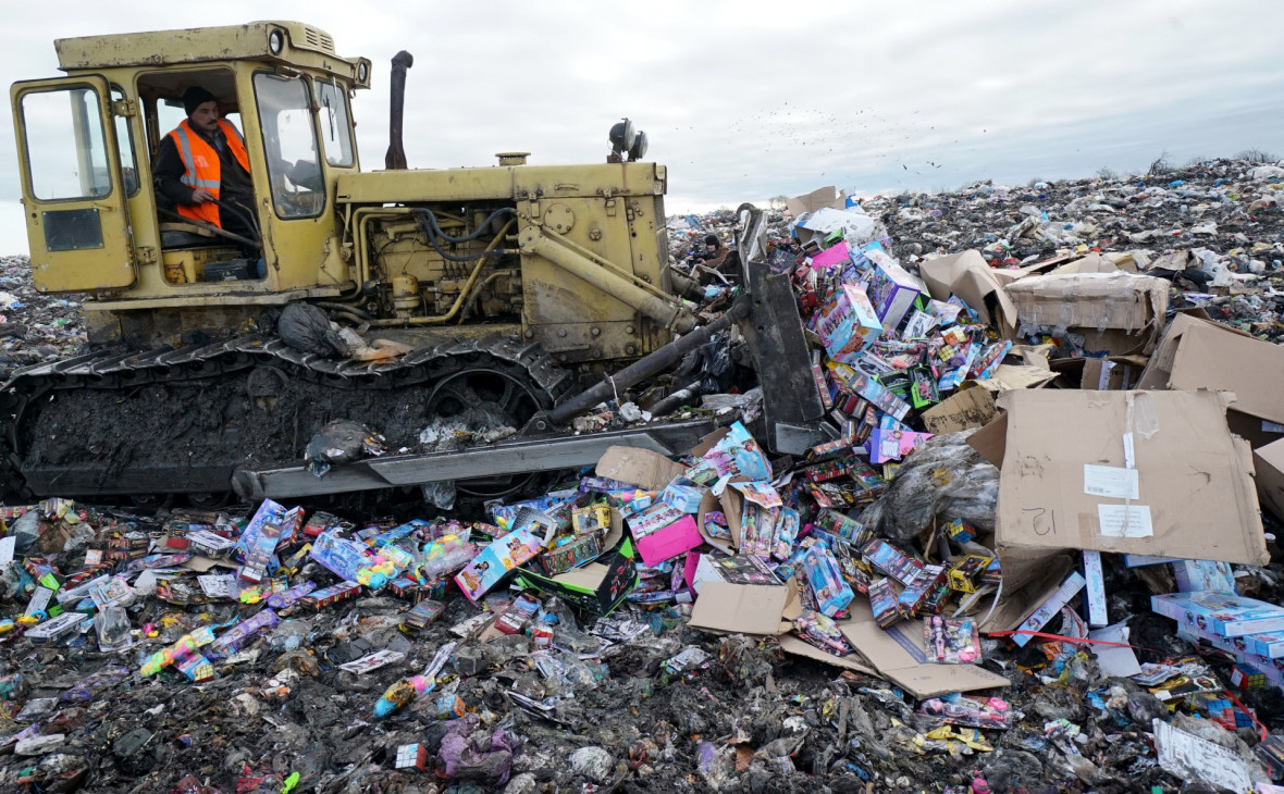 Эксперты сообщили о 60% контрафакта в «островных» киосках в ТЦ