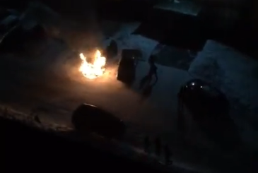 В Новокузнецке в Новоильинском районе загорелся автомобиль