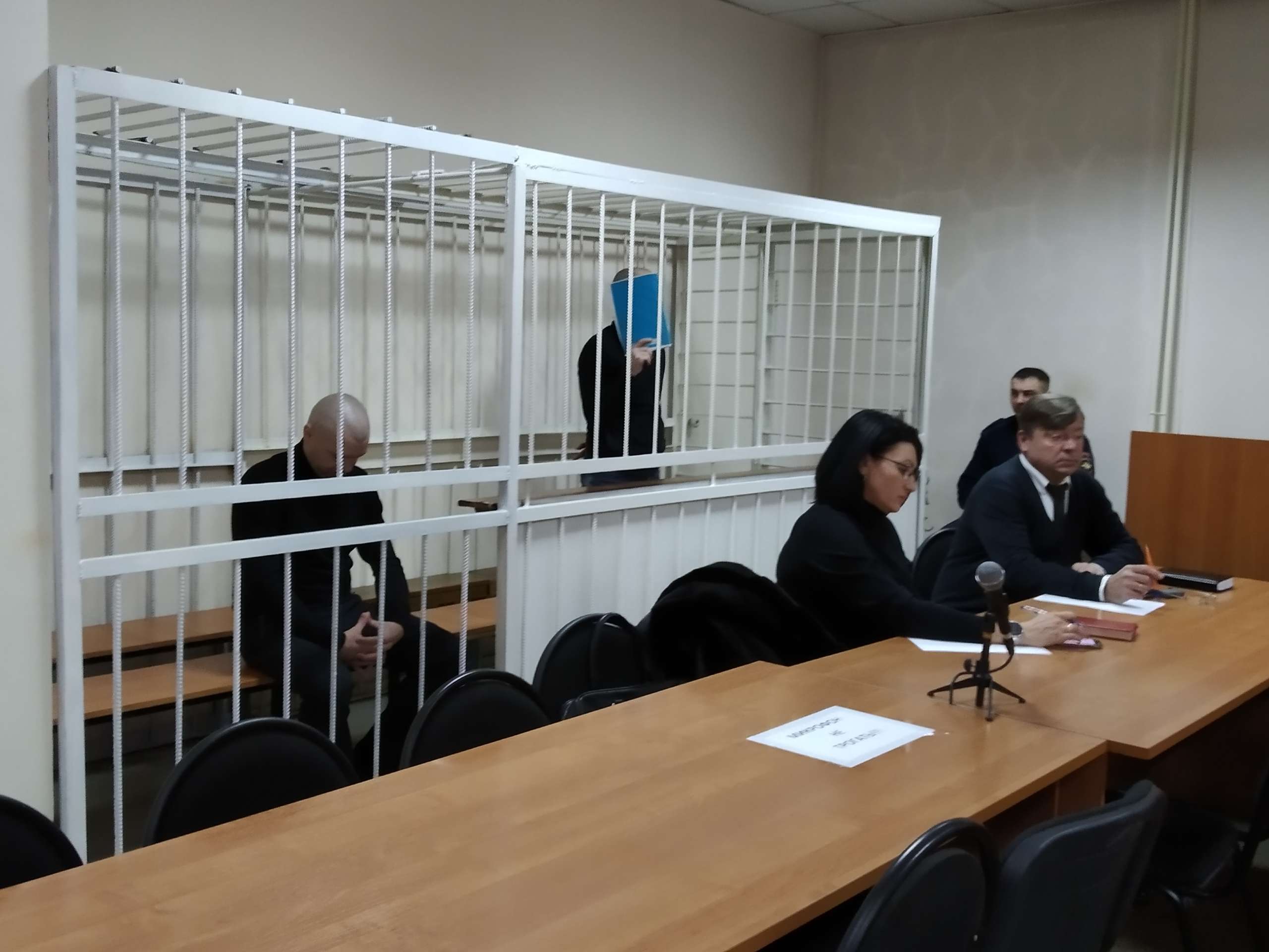 28 лет на двоих