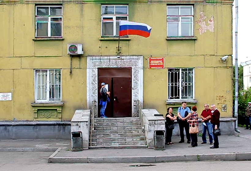 Власть обещает, суд предупреждает