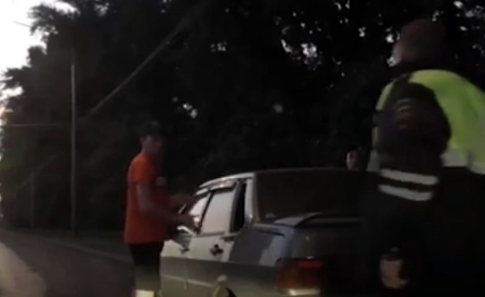 Видео: в Кузбассе ДПС эпично настигли серийного угонщика