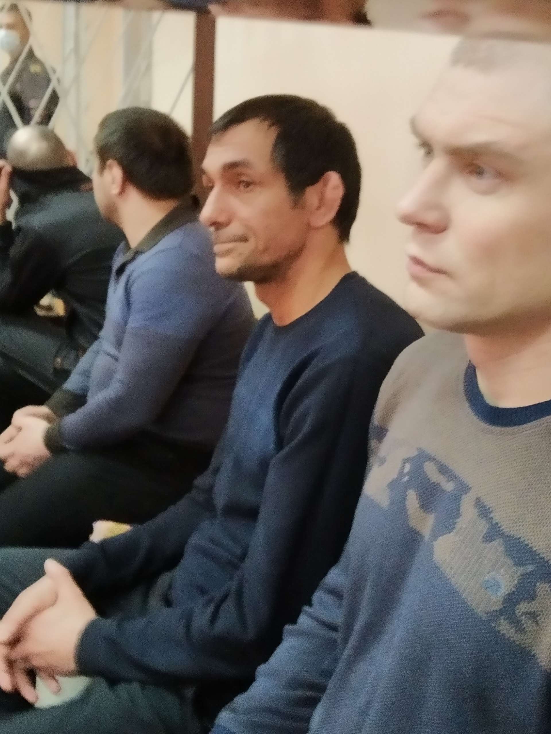 Обвиняются в бандитизме и вымогательствах (ВИДЕО)