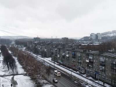 Снег стеной: с погодой в Кузбассе творится что-то странное
