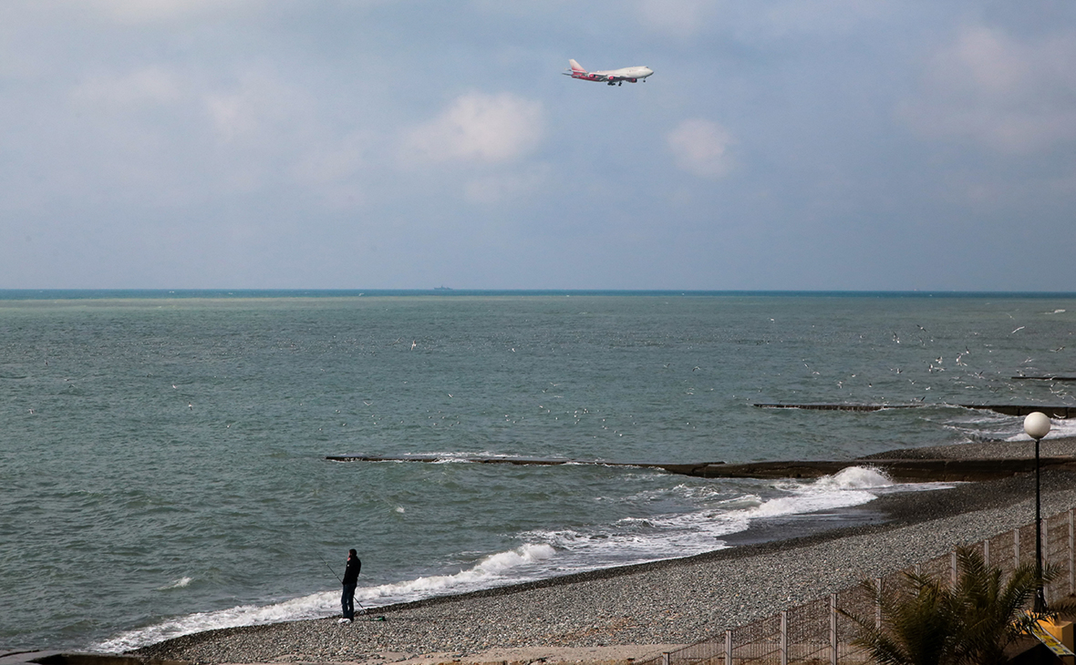 Туроператоры сравнили цены на курортах России после ограничений с Турцией
