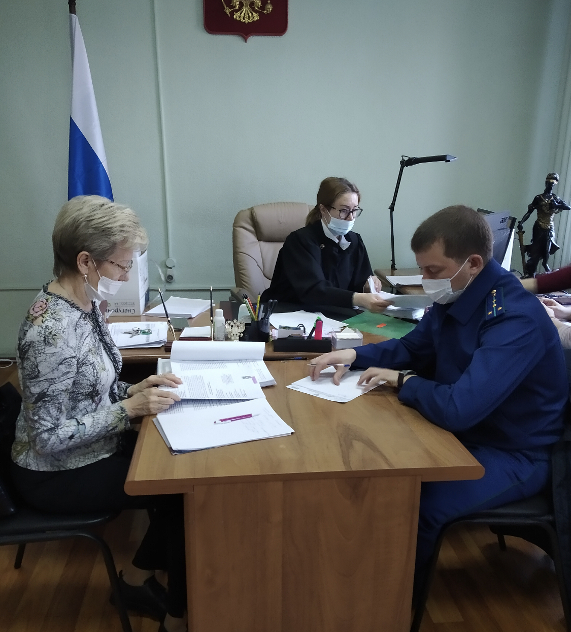 Новокузнецкого риелтора судят за махинации с муниципальным жильём