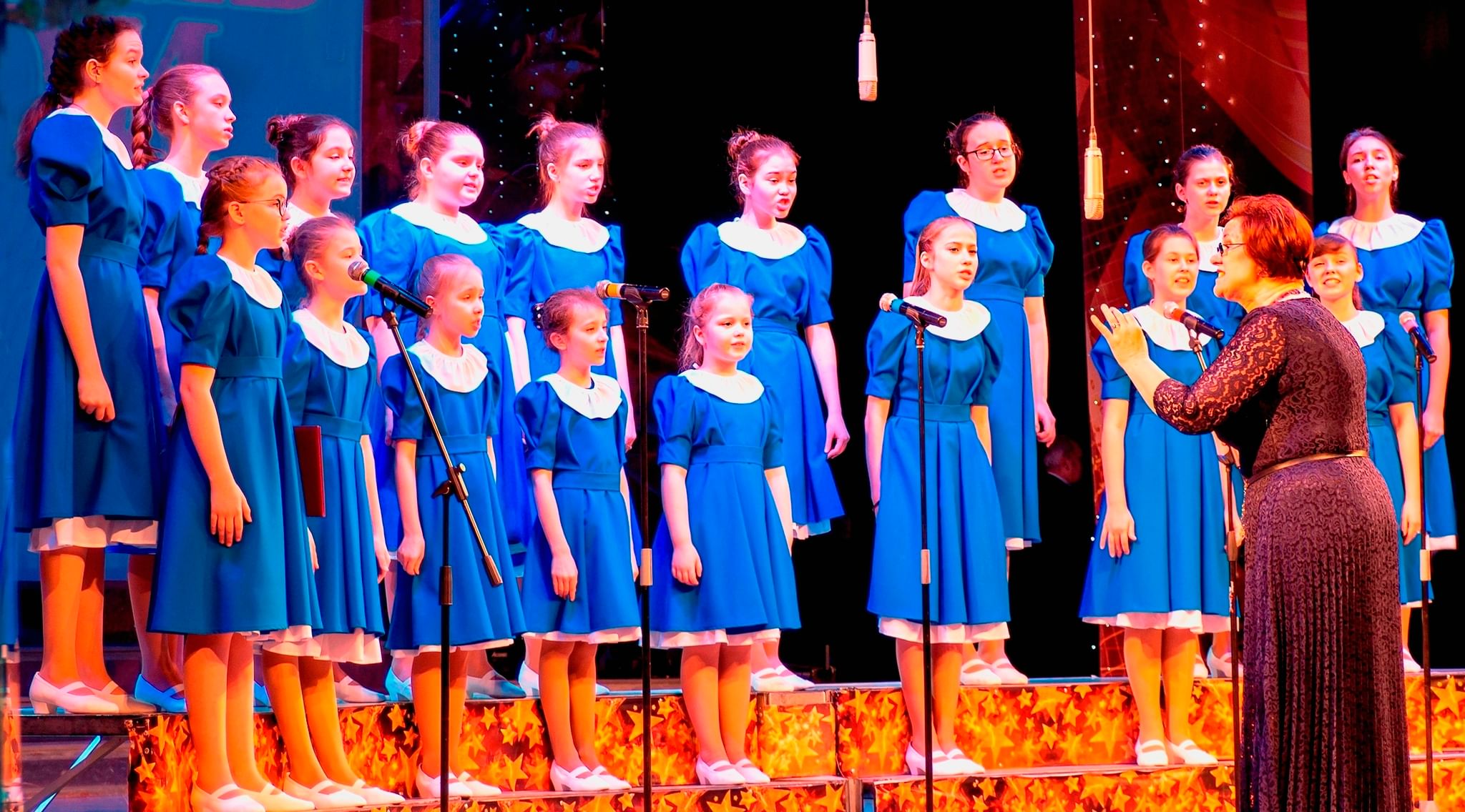 «Я жизнь не представляю без красы»: Нина Курихина и её «Надежда» выступят с новым концертом