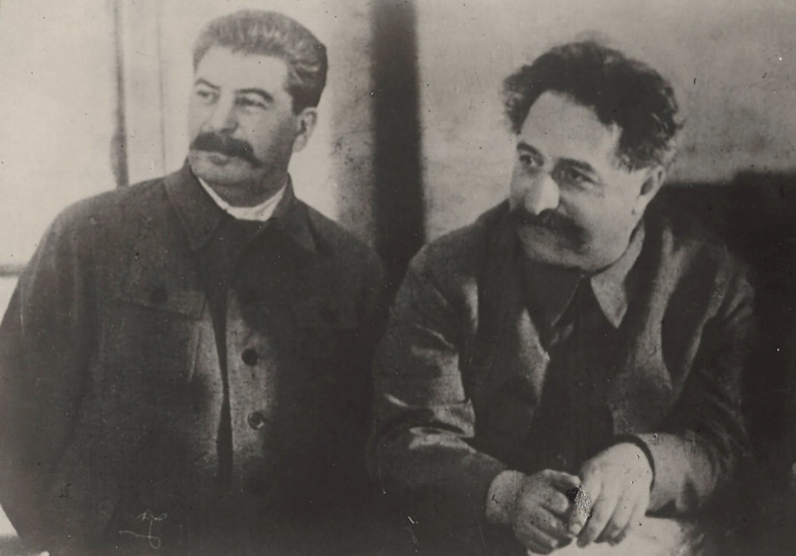 Духи Сталина и Орджоникидзе являлись рабочим ГЭС