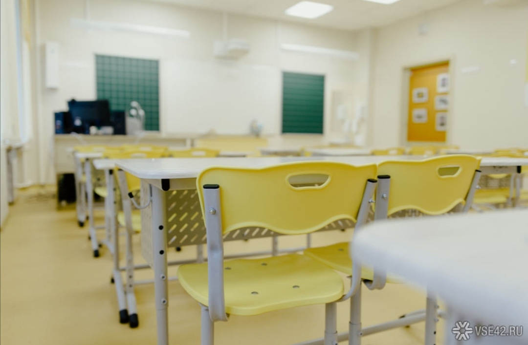 Рособрнадзор назвал дату итогового сочинения у одиннадцатиклассников