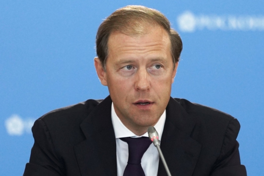 Мантуров рассказал, какие предприятия продолжат работу в нерабочие дни