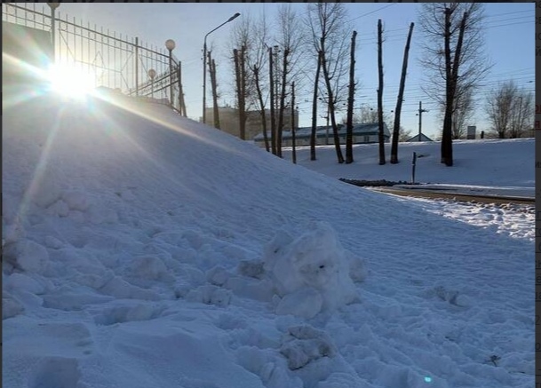 С горки - под колёса