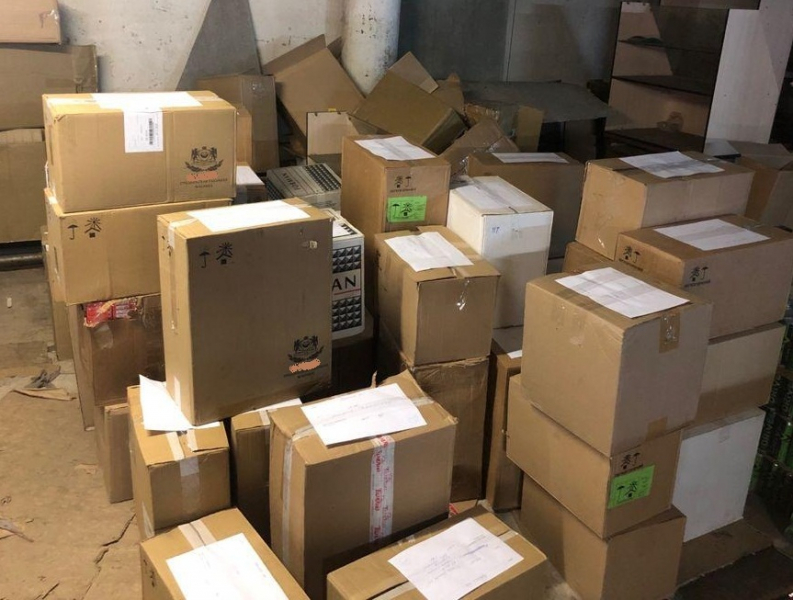 Штраф 400 тысяч за табачный контрафакт