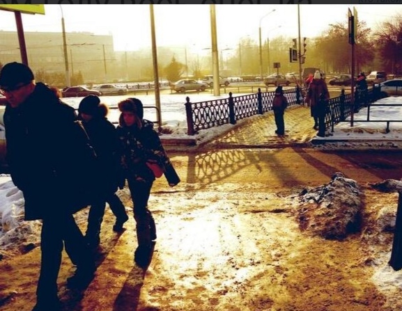 А лёд везде..