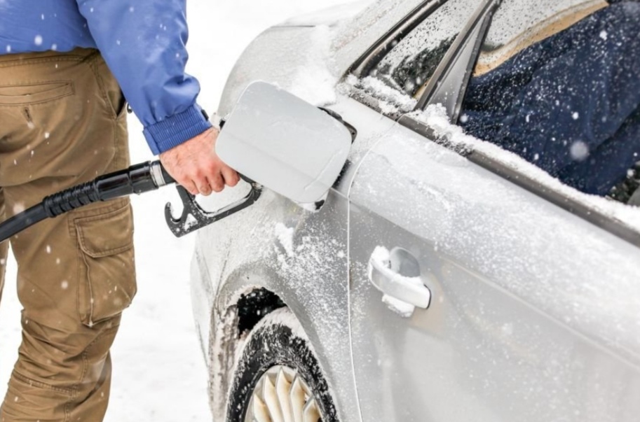 Розничные цены на бензин в России остановились