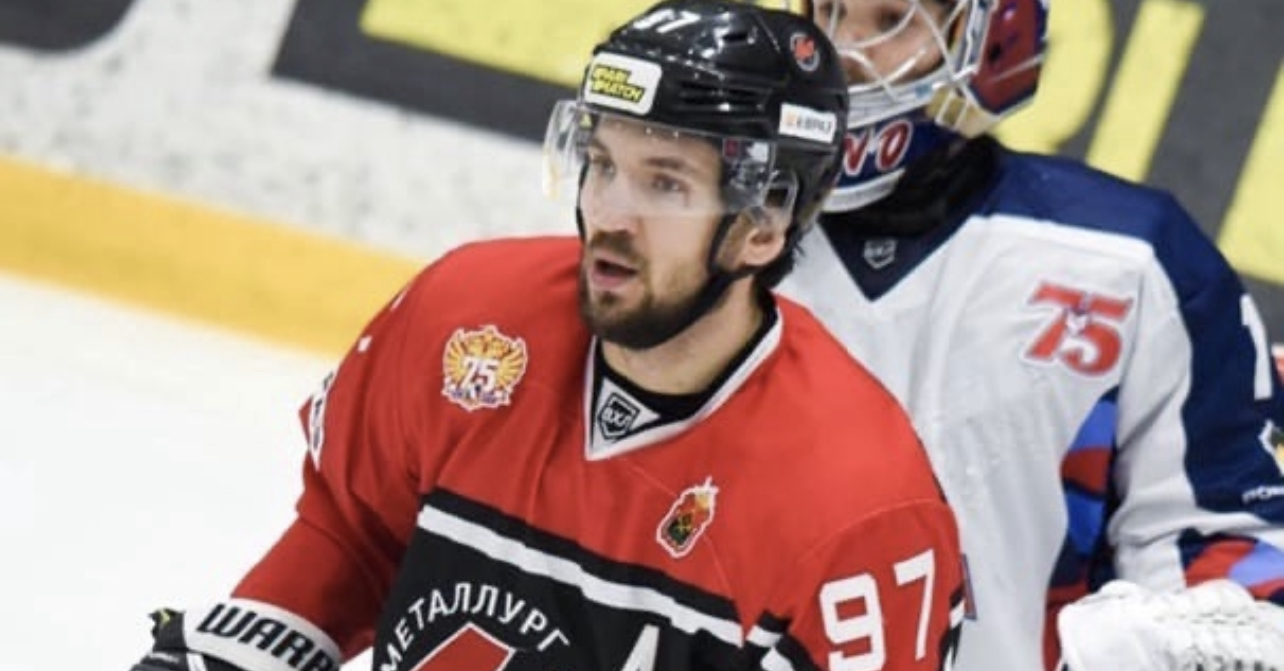 «Металлург» продлил контракт с Даниилом Ердаковым 