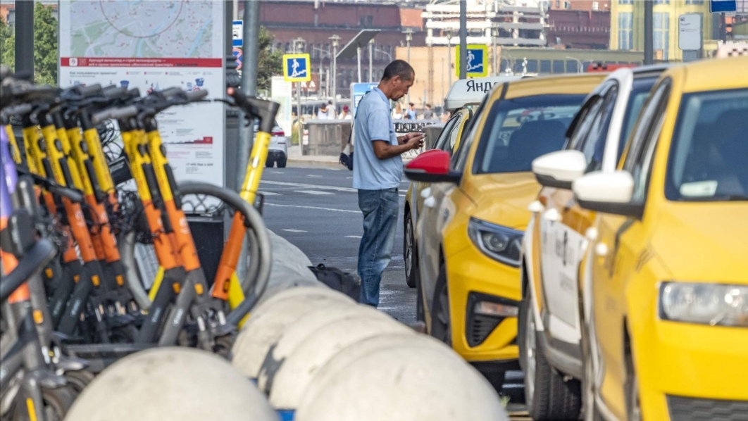 Рулевая модель: законопроект о доступе ФСБ к базам такси рассмотрят в июле