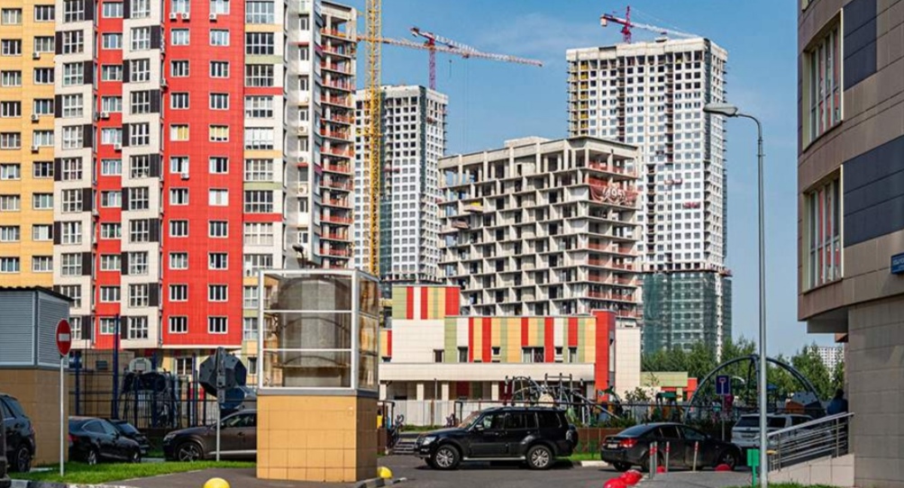 Эксперт назвал оптимальное время для покупки жилья