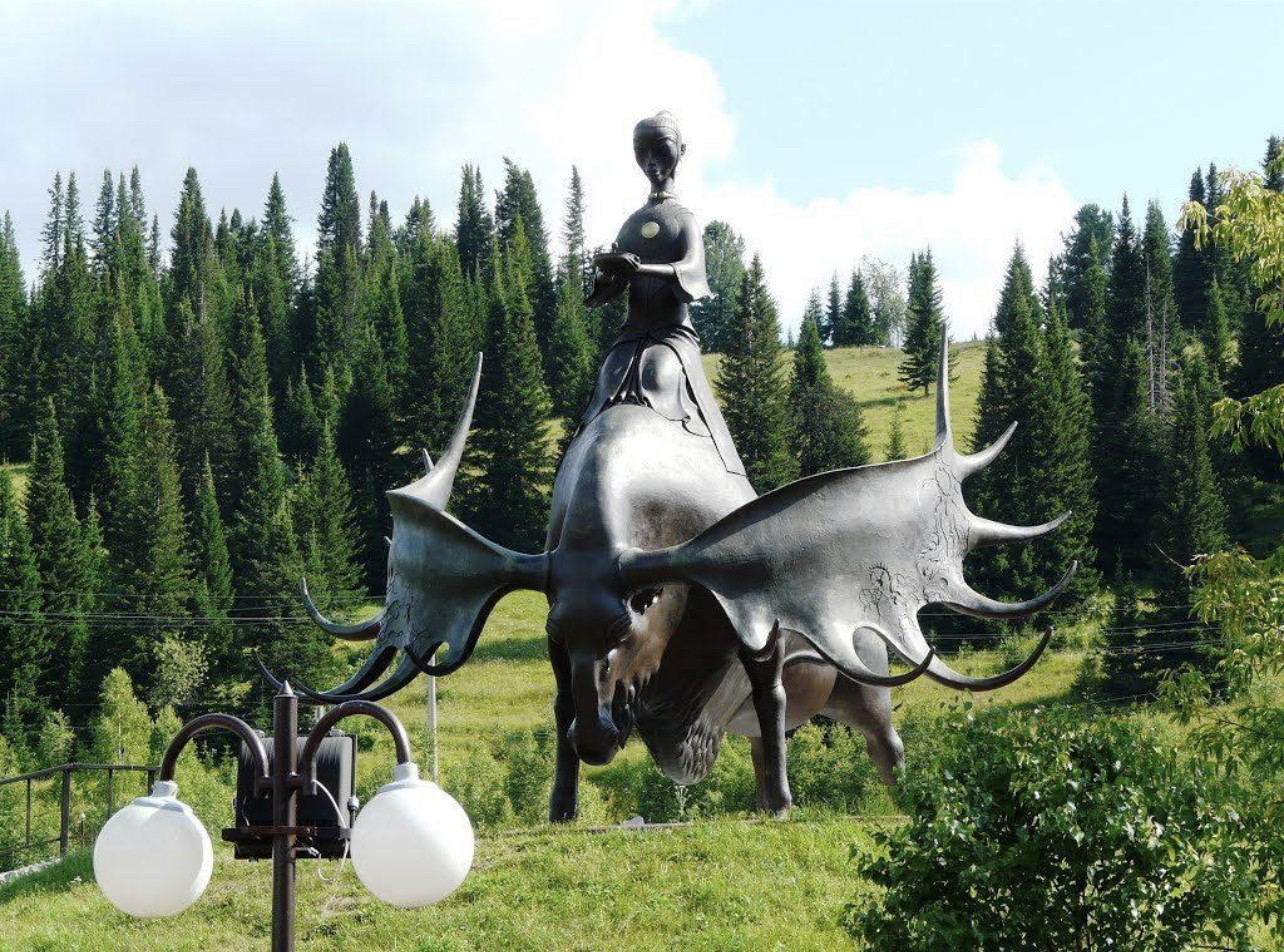Памятник Золотая Шория в Таштаголе