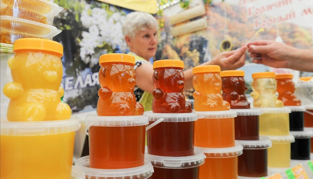 С сотами связь: как правильно выбрать качественный мед