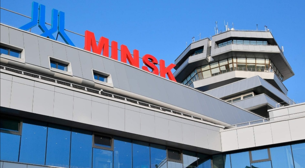 Заграница нам поможет: за чем россияне поехали в Белоруссию