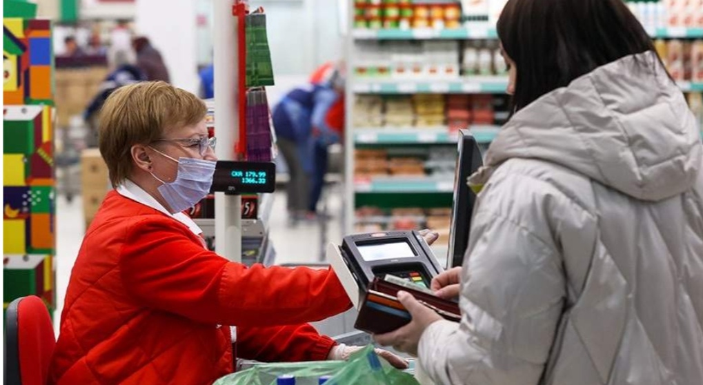 В ГД внесли проект об установлении МРОТ в 2023 году в размере 16 242 рублей